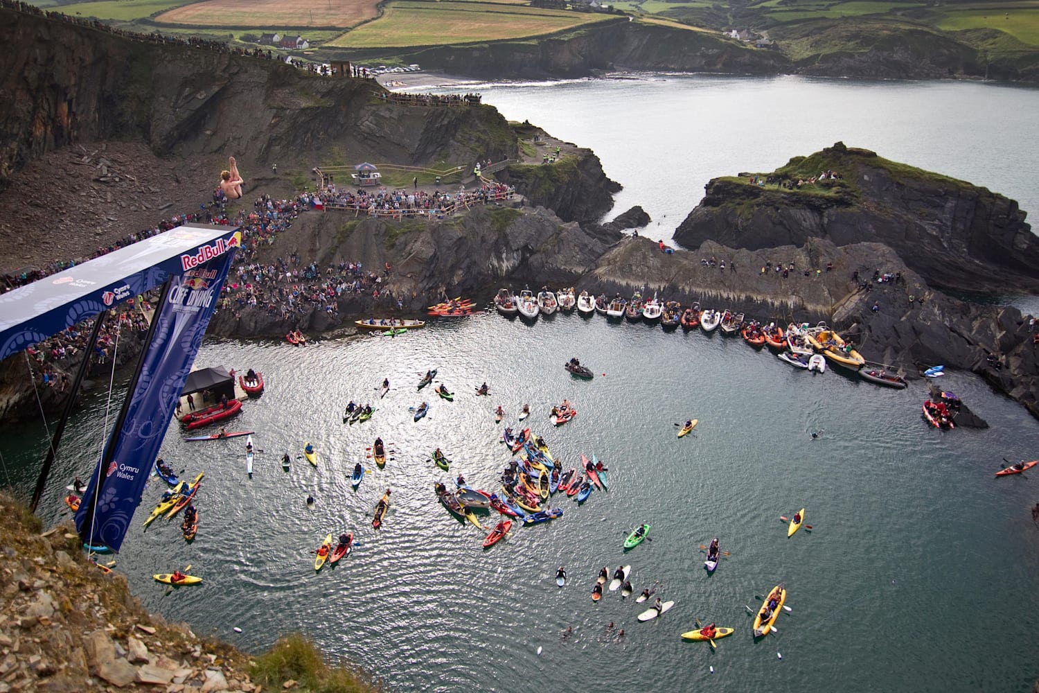 Video Red Bull Cliff Diving Wales 2013 teaser