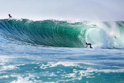 Ian Walsh bottom en su ola secreta en la Costa Este