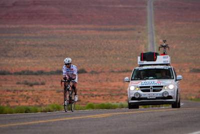 Gerhard in lotta contro il caldo