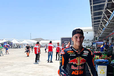 Deniz Öncü prior to his Moto3 race in Indonesia.