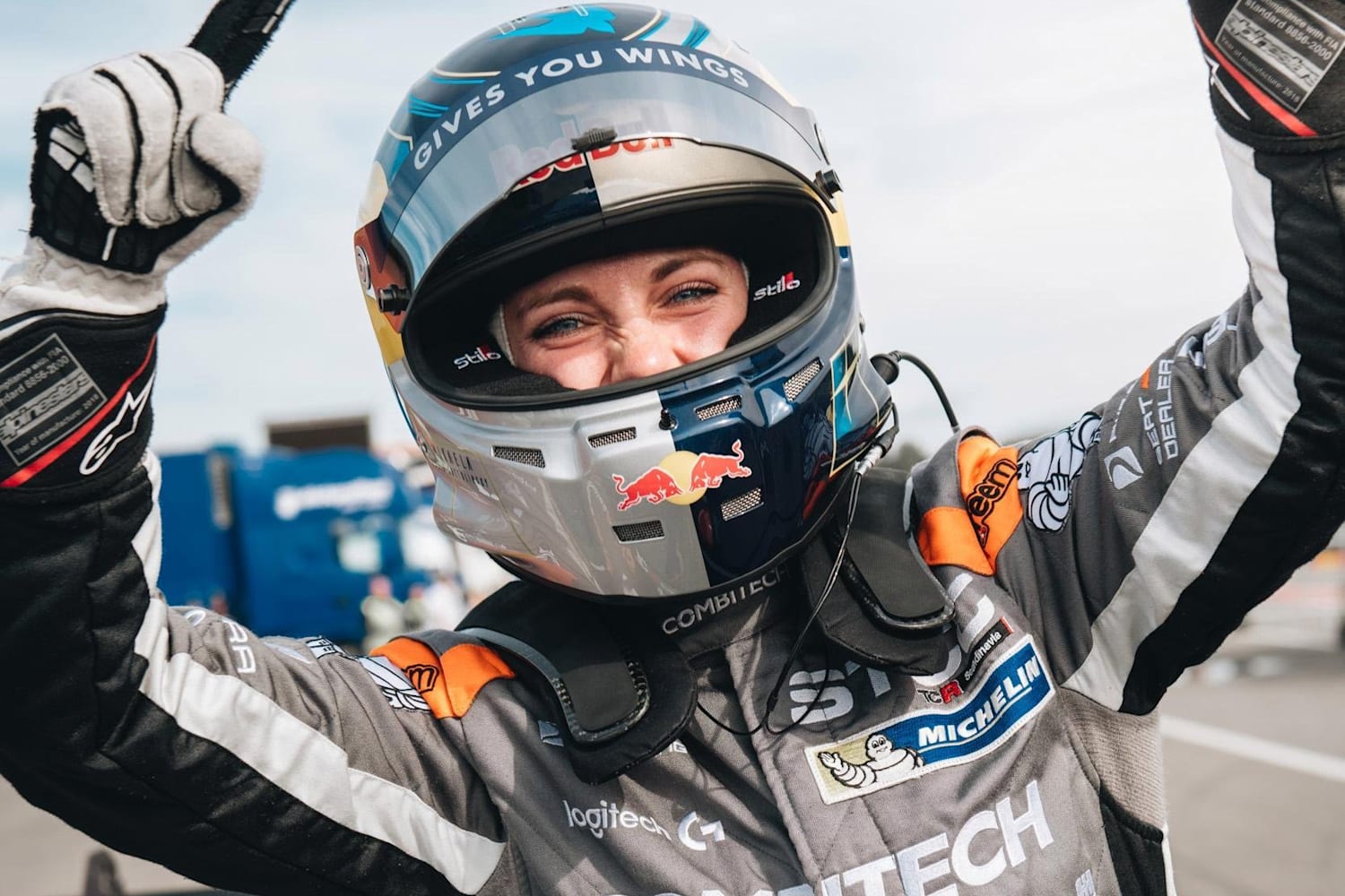 Mikaela regains her STCC title