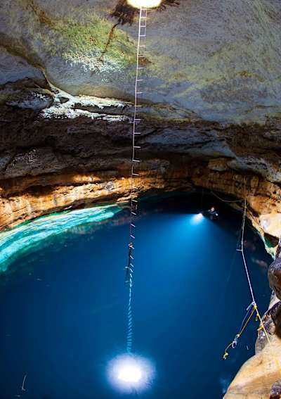 The entrance to the The Shaft diving location in Mount Gambier, Australia.