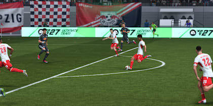 Antonio Nusa setzt zum Schuss in EA FC 27 an.