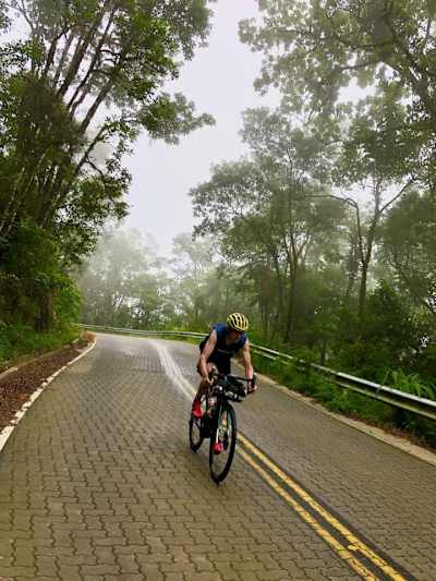 Gravel bike é uma boa escolha para viagens por estradas de terra