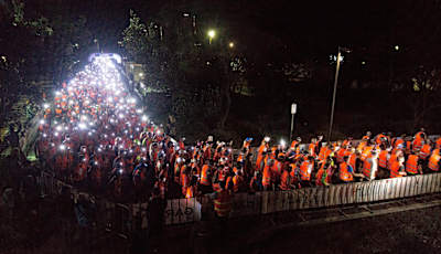 Participants start during the Wings for Life World Run in Melbourne, Australia on May 3, 2015.