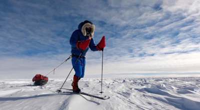 L'aventurier Matthieu Tordeur a rejoint le Pôle Sud en Antarctique en solitaire et sans assistance.