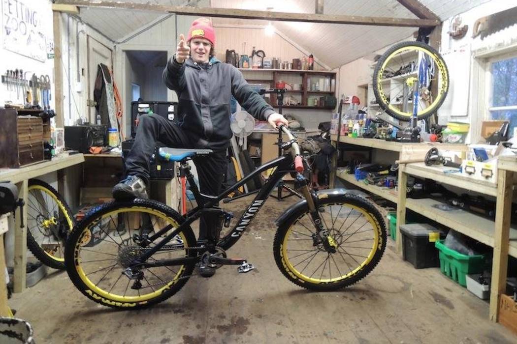 Bike Check Joe Barnes Canyon Spectral Al
