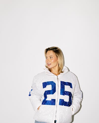 Fionas selbstkreierte Jacke im Look der Indianapolis Colts.