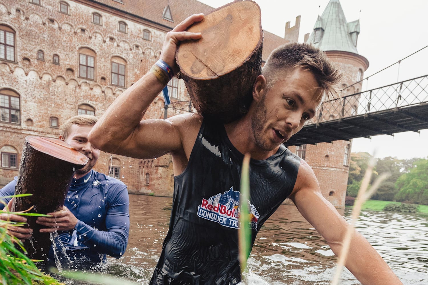 Se deltagerbillederne fra Red Bull Conquer the Castle!