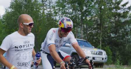 Andreas jak podczas rajdów, wiele zawdzięcza zespołowi