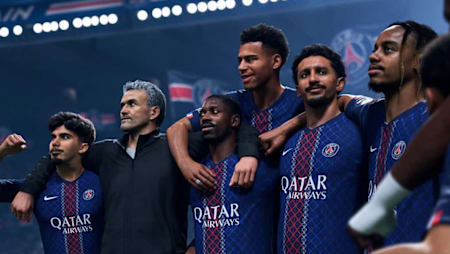 Les joueurs du PSG célèbrent ensemble sur le terrain dans EA Sports FC 26.