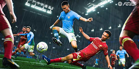 Duel in FC 25 between Phil Faden and Trent Alexander-Arnold.