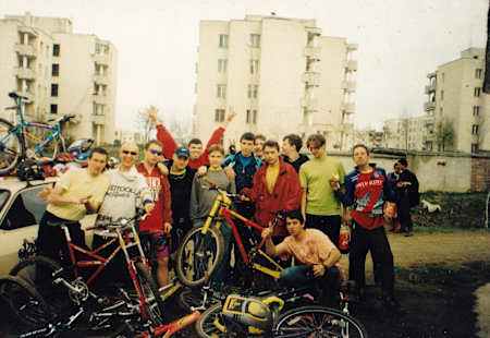 1997: Riderii de la Hobby Bike într-un concurs de trial  din Cluj