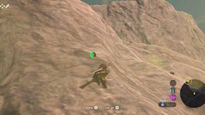 Une image de Link en train d'escalader dans le nouveau jeu Nintendo Switch The Legend of Zelda: Breath of the Wild.