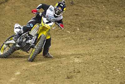 JS7 quickly grabbed the lead, and took off