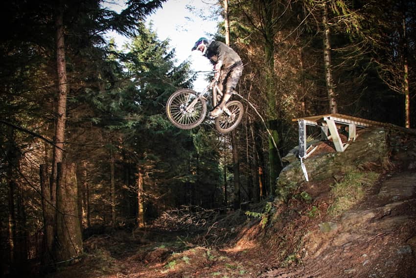 Gravity dirt jumper clearance