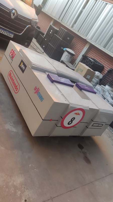 Carro-console ficou intacto após o Red Bull Ladeira Abaixo 2024