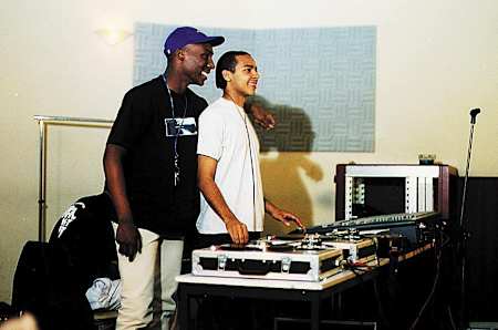 AP du 113 et DJ Mehdi capturé par Thibaut de Longeville, directeur artistique en charge de l'artwork de « Princes de la Ville » et proche de Mehdi.