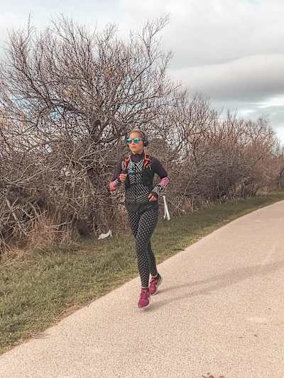 La passionnée de course à pied Anne Dubndidu donne ses conseils pour la préparation d'un marathon.