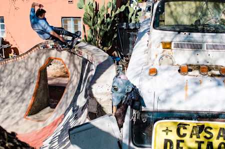 Chris Russell - Frontside Rock