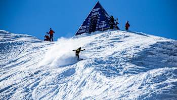 FWT2020 Winning Run Women Snowboard Marion Haerty Art