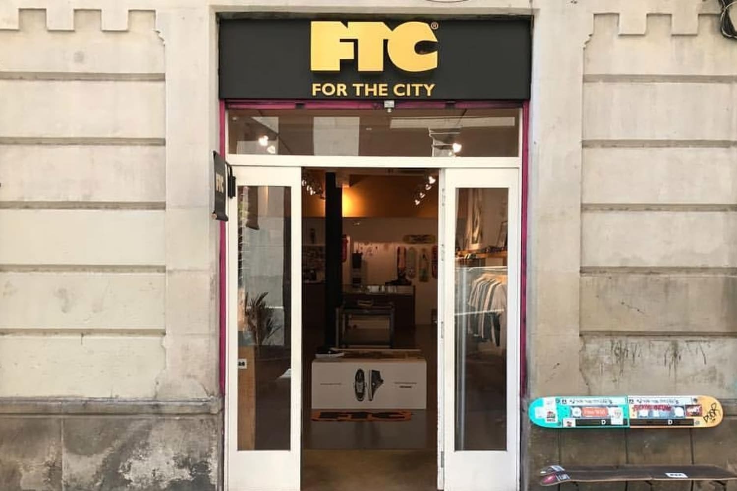 Y La Mejor Tienda De Skate De Europa Ftc Barcelona
