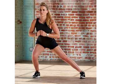Lindsey Vonn shows leg exercise