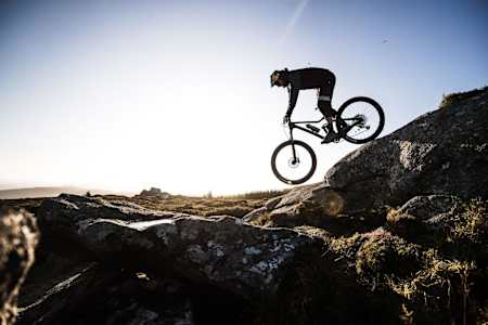 Greg Callaghan riding the GAP at sunrise