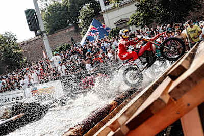 Eddie Karlsson la Prologul Red Bull Romaniacs 2025