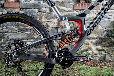 A view of the frame on Luca Shaw's Santa Cruz V10 MTB at Lourdes World Cup on April 27, 2017