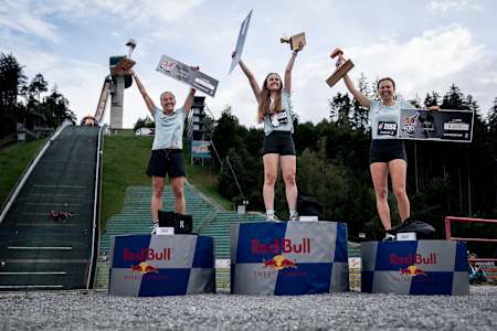 Monika Wagner holte sich den Sieg vor Annemarie Willhelm und Nora Havlínová