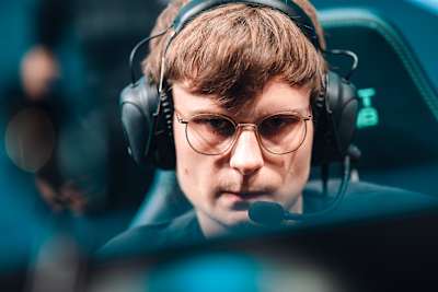 Upset ist seit Dezember 2024 zurück bei Fnatic