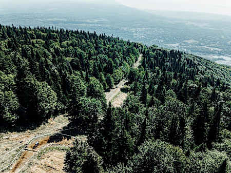 The UCI DH MT World Cup course at Mont-Sainte-Anne.