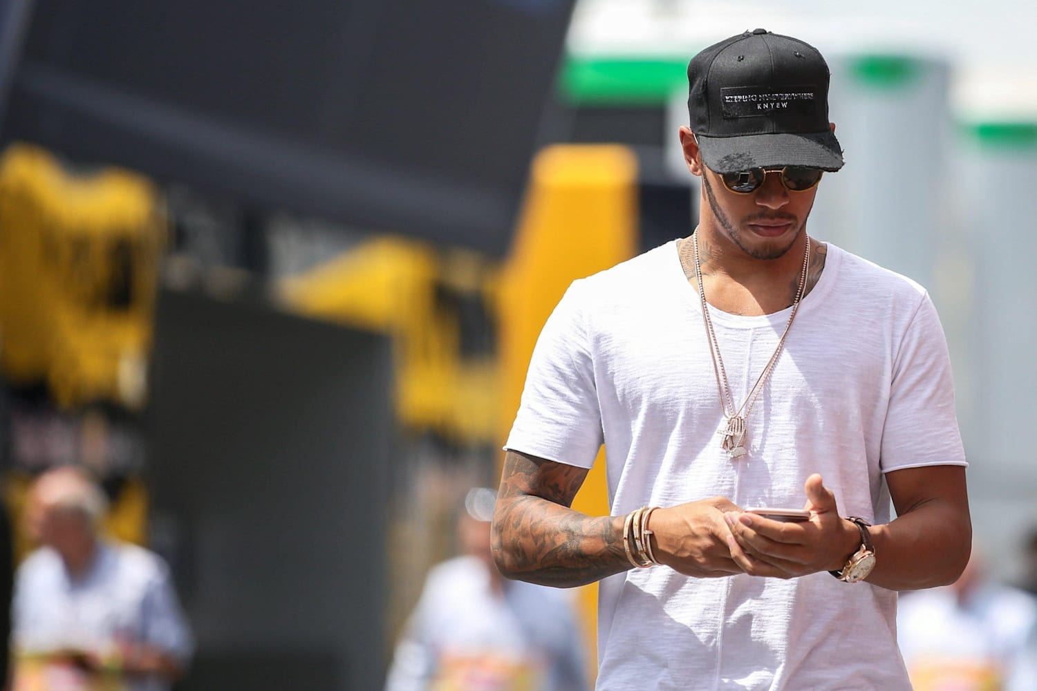 Lewis Hamilton snub of F1 Live event Twitter reaction