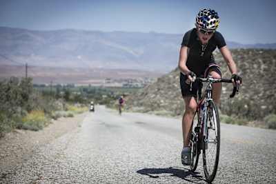 Kirsten Sweetland en acción durante el Red Bull Project Endurance en Bishop, California, el 18 de mayo de 2013.
