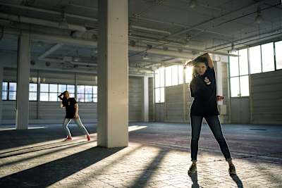 Olivia gründete mit ihrer Kollegin Farah die Urban Dance Crew Potpourri.