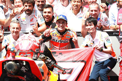Marc Márquez with fans
