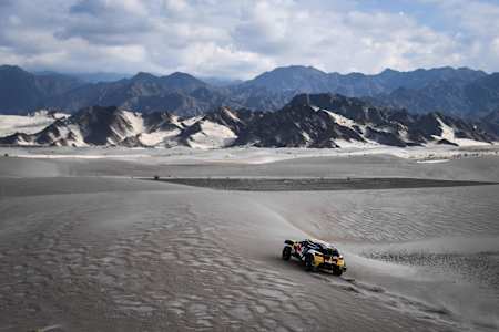 Stephane Peterhansel in the Peugeot 3008 DKR Maxi of the Team Peugeot Total navigating through the dunes during Stage 11 of the Dakar Rally, between Belen and Chilecito, Argentina, on January 17, 2018
