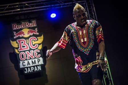 Buddha Stretch performs his judge move at the Hip Hop 1 On 1 Battle "DO OR DIE" during the Red Bull BC ONE Camp in Hirosaki, Japan on June 30, 2017