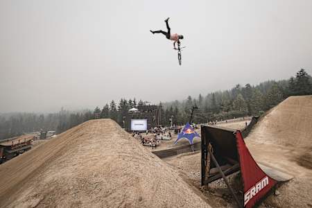 Nicht mehr zu halten! Erik Fedko 2018 beim Red Bull Joyride in Whistler.