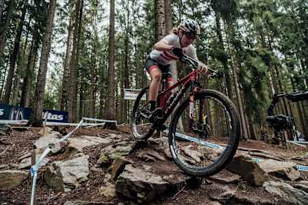 Laura Stigger glänzt in ihrem ersten Weltcup-Rennen.