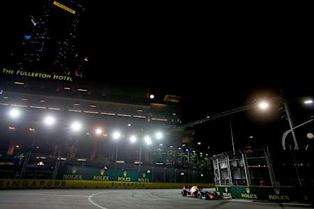 Singapore is een weekend vol vuurwerk, op en naast de baan