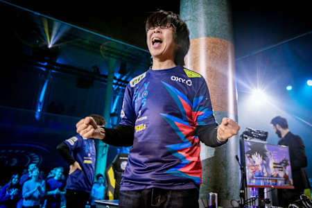 GO1 wins Red Bull Dragon Ball FighterZ World Tour Finals.