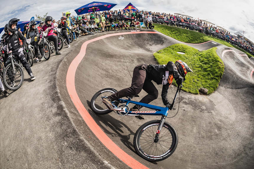 bicycle pump track