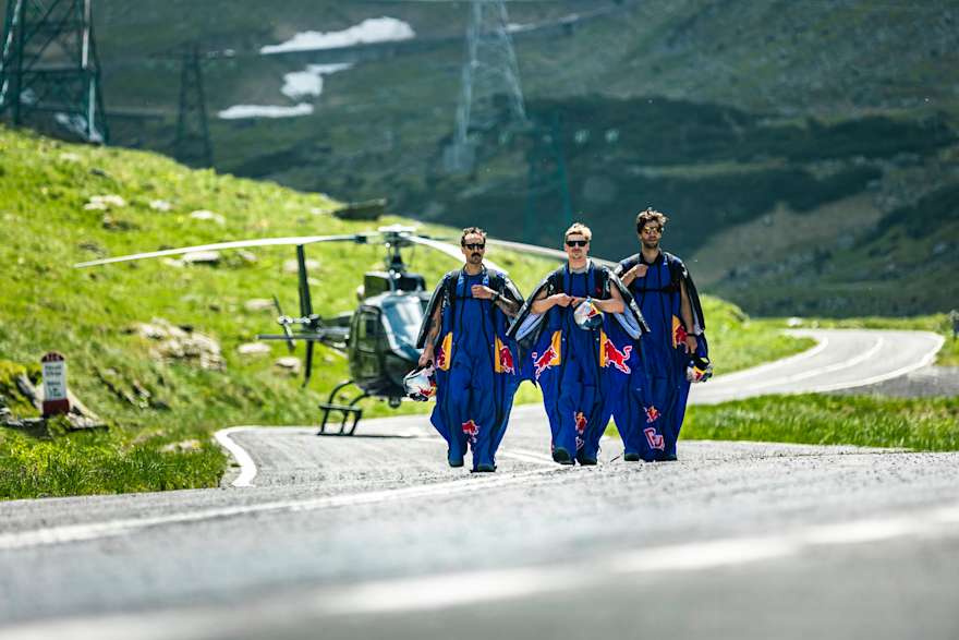 Red Bull Skydive Team, zbor cu wingsuit-ul deasupra Transfăgărășanului, 2021