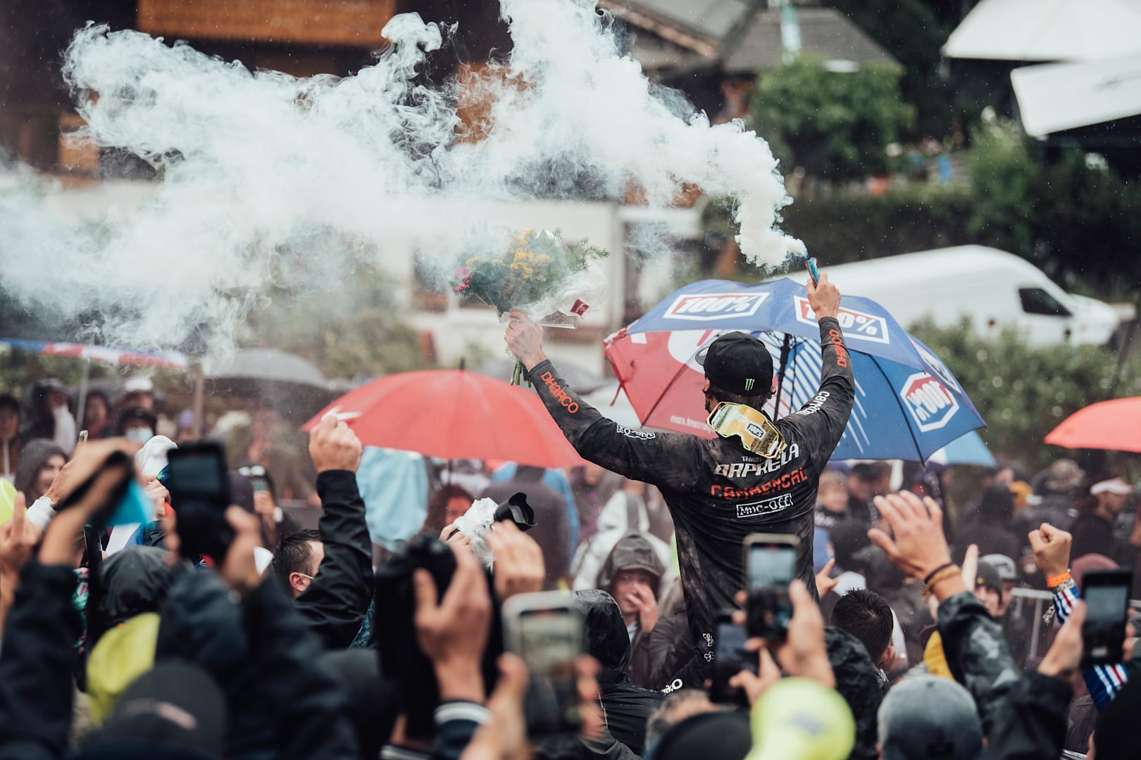 Thibaut Dapréla como se ve al final de la Copa del Mundo UCI MTB Downhill en Les Gets, Francia, el 3 de julio de 2021.