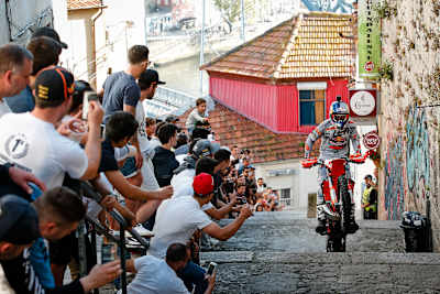 Me taking on the Urban Prologue –&nbsp;the second of three races that make up Extreme XL Lagares – in Porto. I finished sixth overall that weekend.