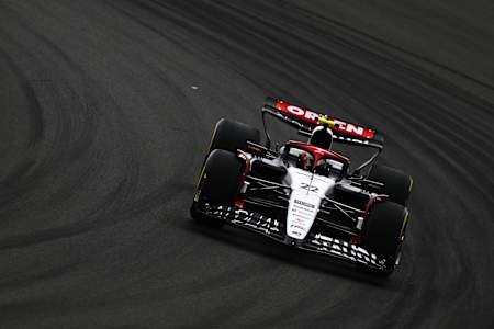 Yuki Tsunoda von Scuderia AlphaTauri beim Großen Preis von Großbritannien 2023. 