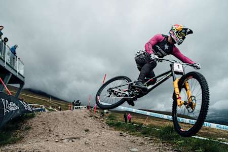 Loïc Bruni rides on Specialized DH tyres