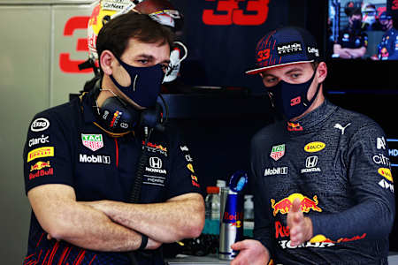Pierre Wache And Max Discuss The RB16B